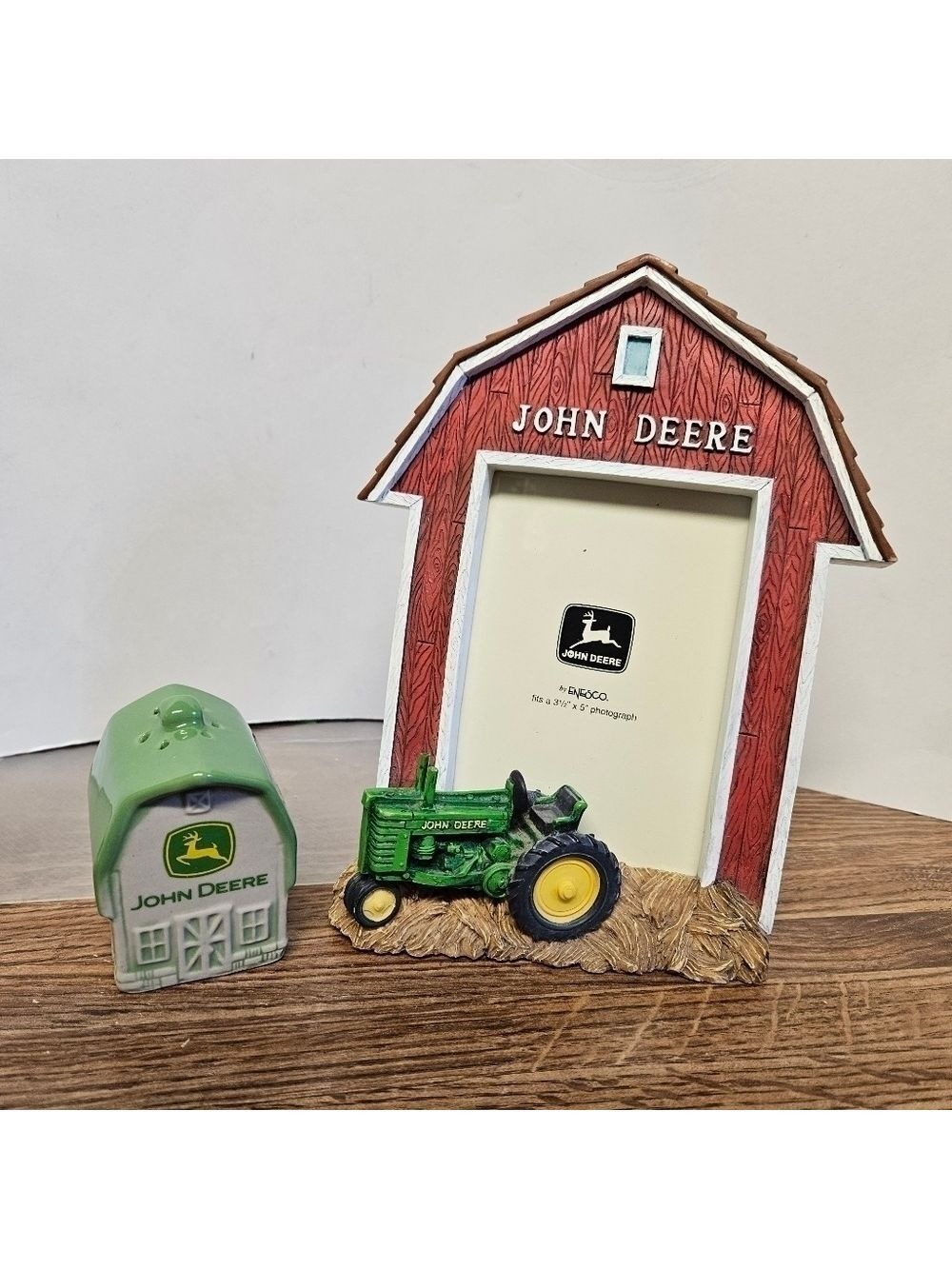 Vintage 1999 Enesco John Deere Ceramic 3d Frame & Deere Salt Shaker